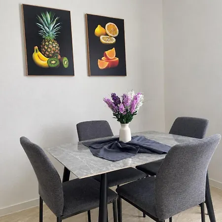Muerz Loft Apartment